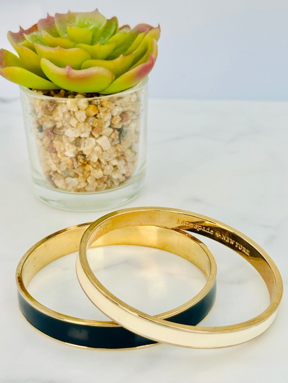 KATE SPADE Gold Tone Bangle Bracelet Set with Black and Cream Enamel 7 3/4” 8”